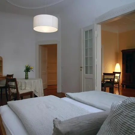 Gohliser Stadtwohnung شقة لبسيا