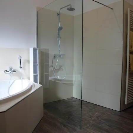 Gohliser Stadtwohnung شقة